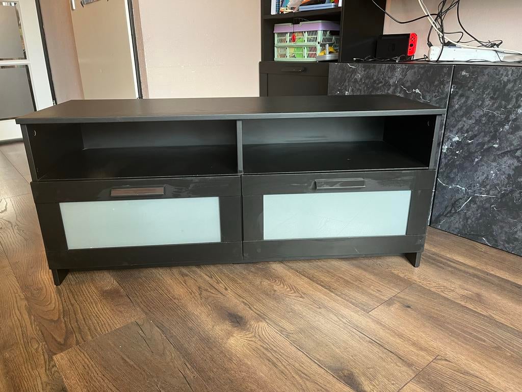 Ikea brimnes tv-kast zwart, Huis en Inrichting, Kasten | Televisiemeubels, Ophalen, Gebruikt, 100 tot 150 cm, Minder dan 100 cm