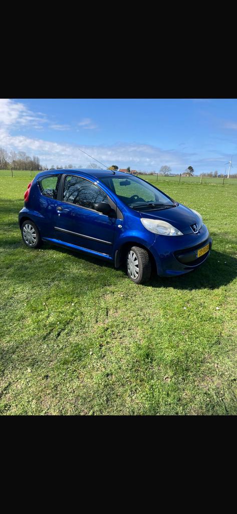 Peugeot 107 1.0 12V 3DR 2006 Blauw, Auto's, Voorwielaandrijving, Stof, Zwart, 765 kg
