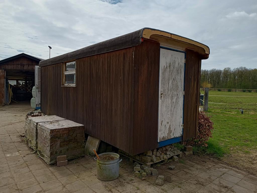 Degelijke pipowagen / schaftkeet - ideaal voor klussers, Ophalen of Verzenden, Gebruikt