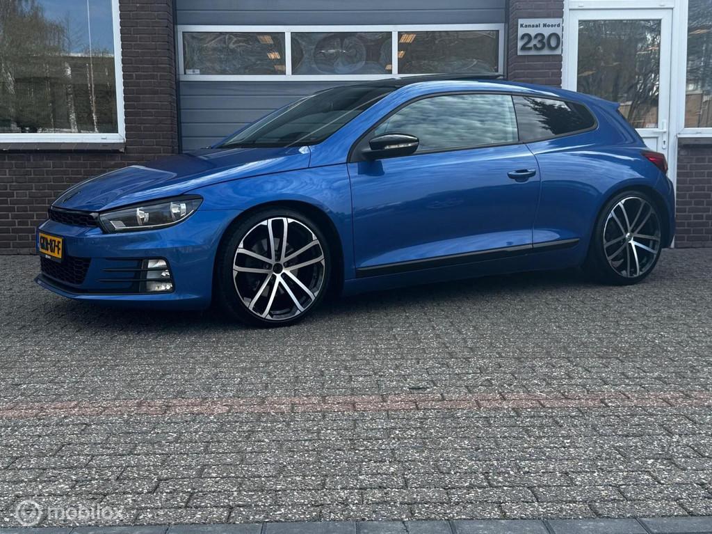 Volkswagen Scirocco 2.0 TSI PANO/NAVI/LED/AIRCO/FACELIFT!, Auto's, Volkswagen, Voorwielaandrijving, Gebruikt, Euro 6, 4 cilinders
