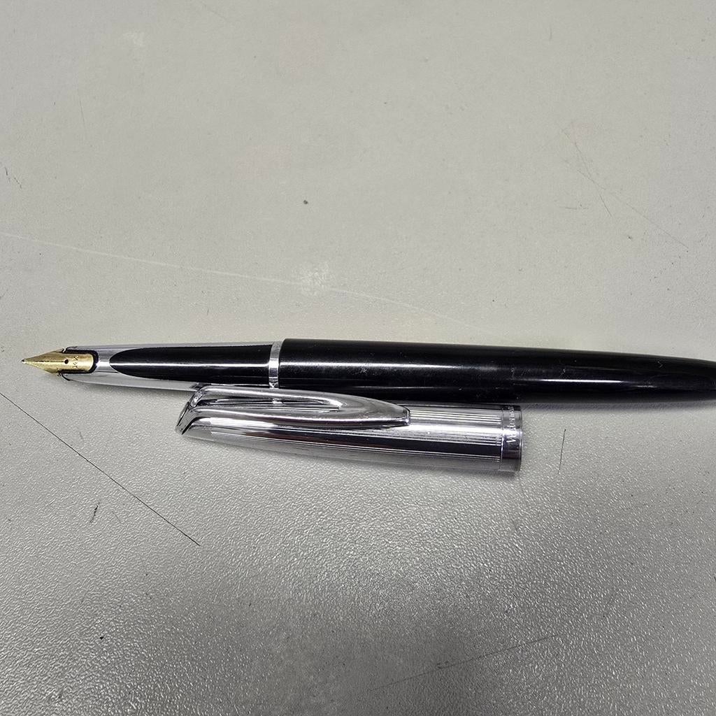 Waterman vulpen 4k schrijfpunt, chromen dop, Verzamelen, Pennenverzamelingen, Ophalen of Verzenden, Gebruikt, Vulpen, Waterman