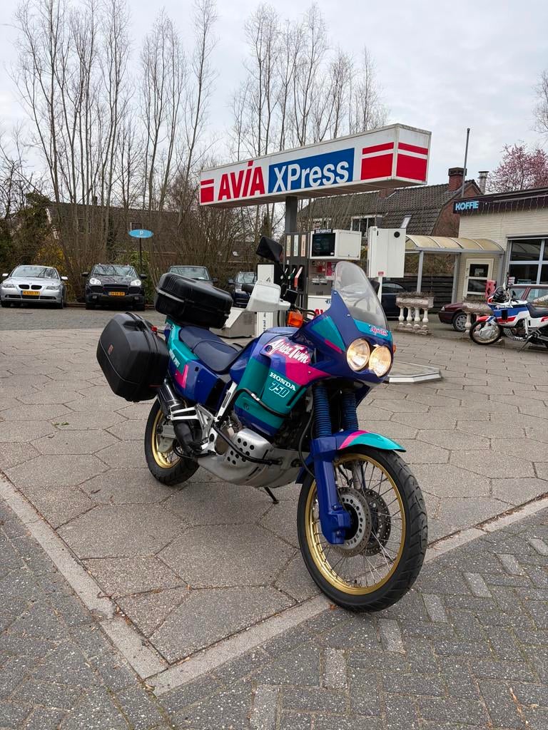 Honda All-Road XRV 750 Africa Twin RD04, Rijksstraatweg 248
3634AN  Loenersloot, NL, Bedrijf, Overig, AA Motorhandel Meijering