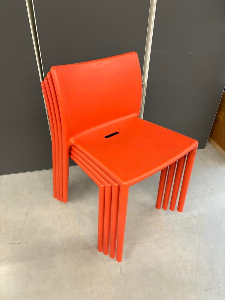 4xdesign Magis Air-stoel, stapelbaar, Jasper Morrison, Rood, Ophalen, Kunststof, Zo goed als nieuw, Vier