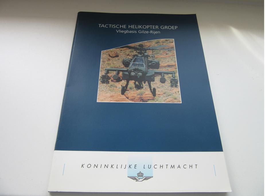 Tactische Helikopter Groep Vliegbasis Gilze-Rijen brochures, Verzamelen, Militaria | Algemeen, Verzenden, Luchtmacht, Nederland