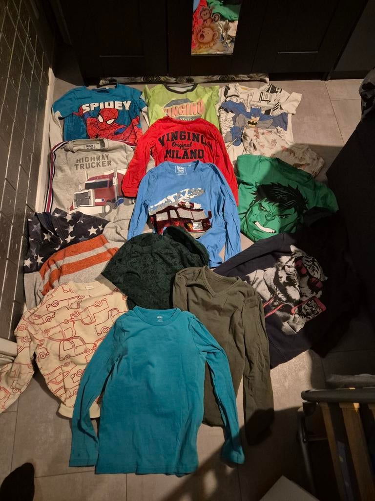 Jongenskleding maat 134/140, Ophalen
