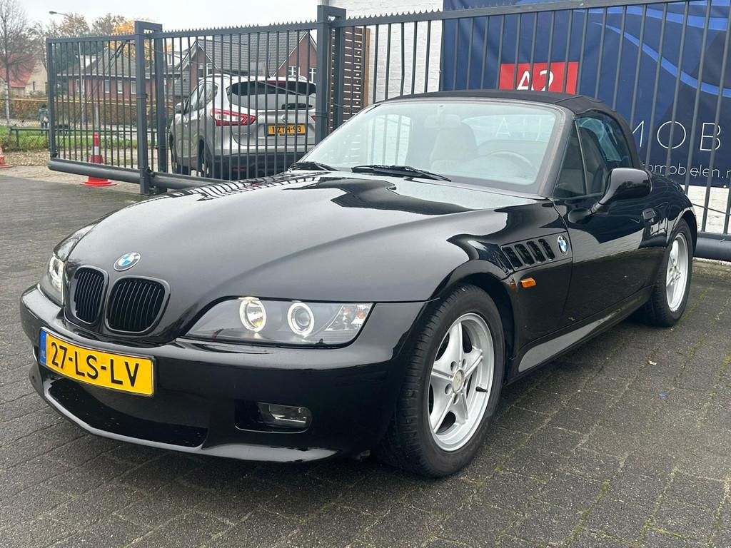 BMW Z3 Roadster 1.9 / AIRCO / STOELVERWARMING / HARD-SOFT TO, Auto's, BMW, Achterwielaandrijving, Gebruikt, Cabriolet, Zwart