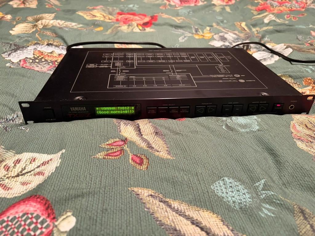 Yamaha TX81Z, Ophalen of Verzenden, 61 toetsen, Yamaha