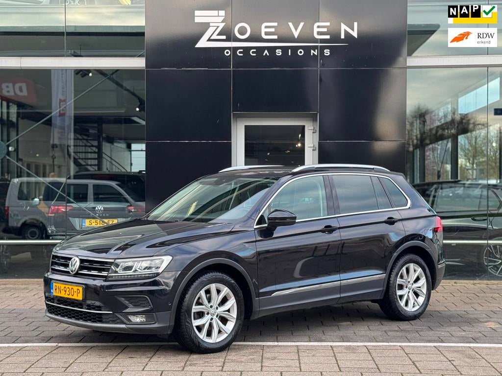 Volkswagen Tiguan 2.0 TDI Highline, Stof, Gebruikt, 4 cilinders, Zwart
