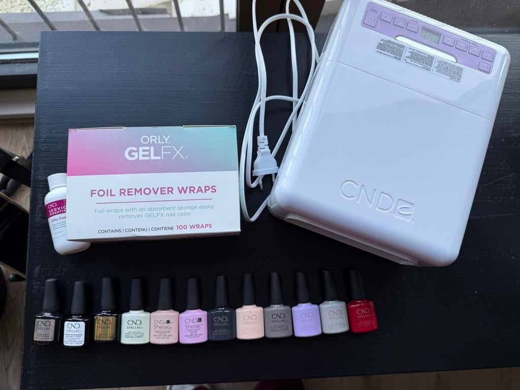 CND Shellac UV lamp + nagellak, Ophalen of Verzenden, Zo goed als nieuw, Handen en Nagels