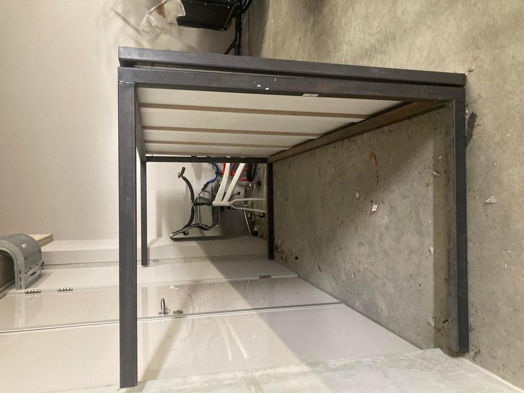 Robuuste werkbank inpaktafel /practicumtafel  260x120x100cm, Ophalen, Gebruikt