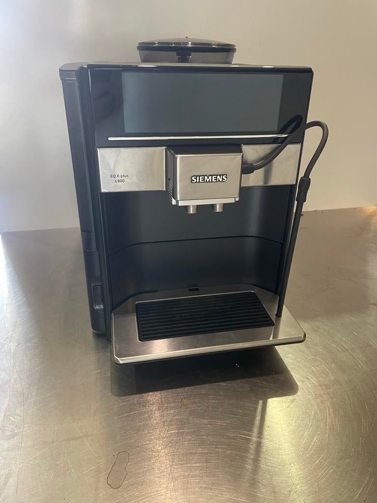 Siemens EQ.6 Plus S800 Koffiemachine - Gereinigd & Gerevisee, Ophalen, Refurbished, Koffiemachine, Koffiebonen