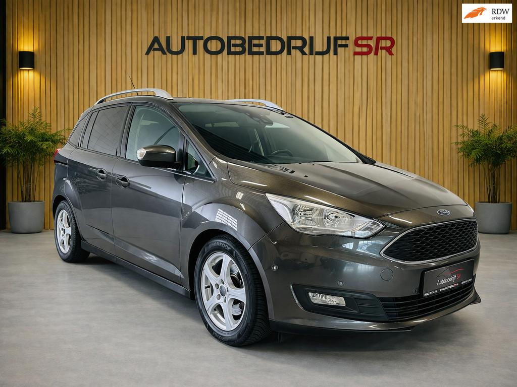 Ford Grand C-Max 1.0 Titanium 7p. Navi! Airco! Cruise Contro, Voorwielaandrijving, 125 pk, Gebruikt, 7 stoelen