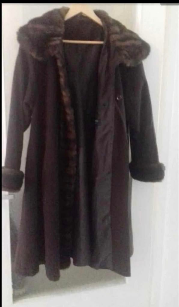Prachtig warme bontjas, Ophalen, Zo goed als nieuw, Bruin