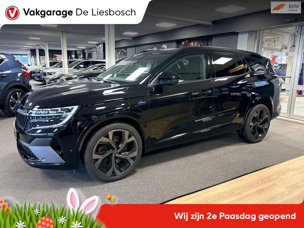 Renault ESPACE E-Tech full hybrid 200 esprit Alpine 7 persoo, 12 maanden, Gebruikt, 1199 cc, Zwart