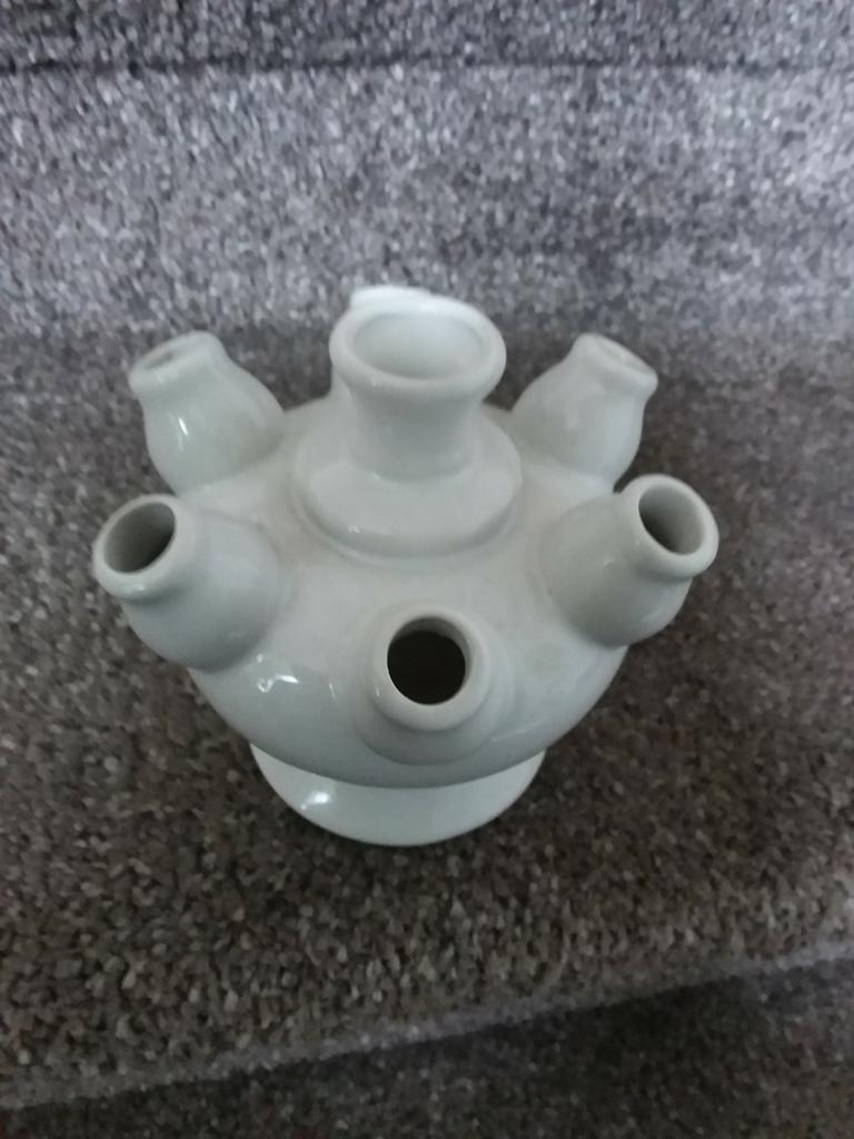 tulpenvaas vaas, Gebruikt, Overige kleuren, Aardewerk of Porselein, Ophalen of Verzenden