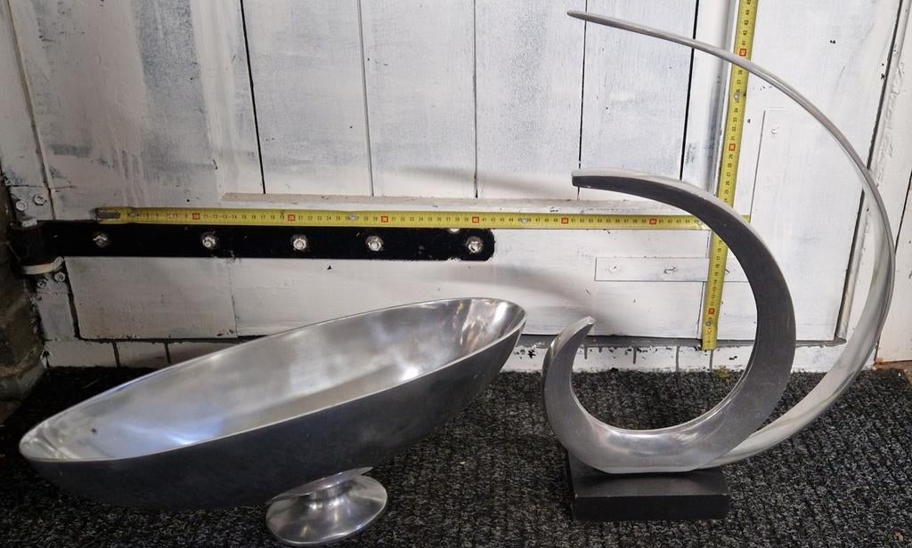 Geborsteld aluminium schaal en sculptuur set, Ophalen