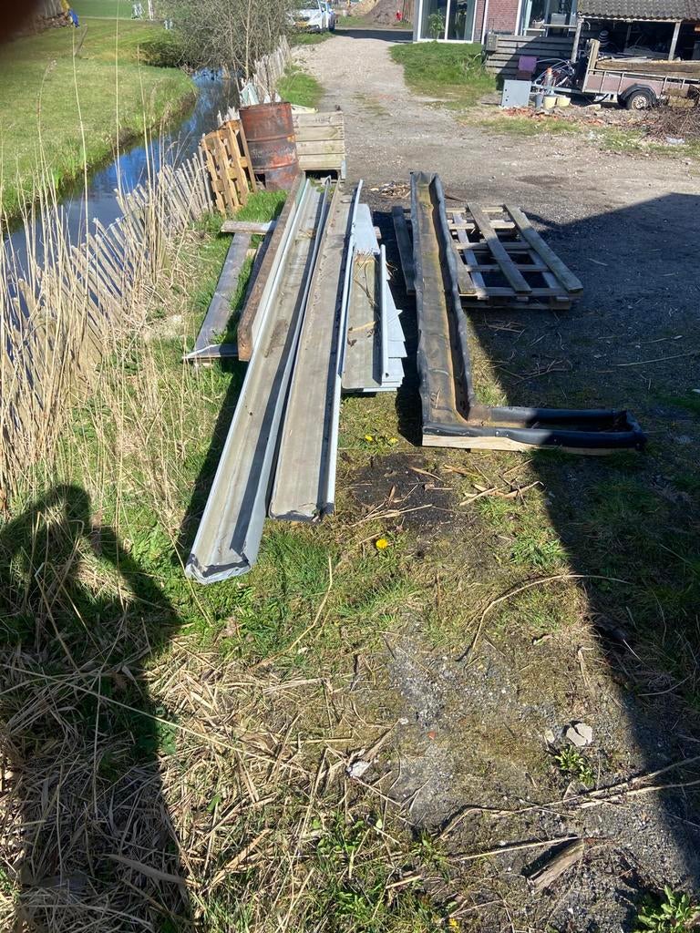 Bakgoot gratis, Gebruikt, Ophalen of Verzenden, Minder dan 2 meter, 80 mm of meer