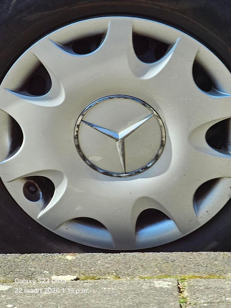 Wieldopen mercedes., Ophalen