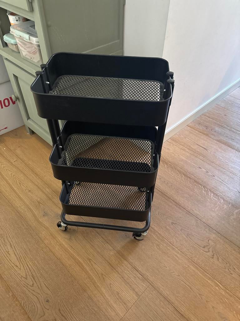 IKEA RÅSKOG roltafel - Zwart, zo goed als nieuw, Ophalen, Zo goed als nieuw