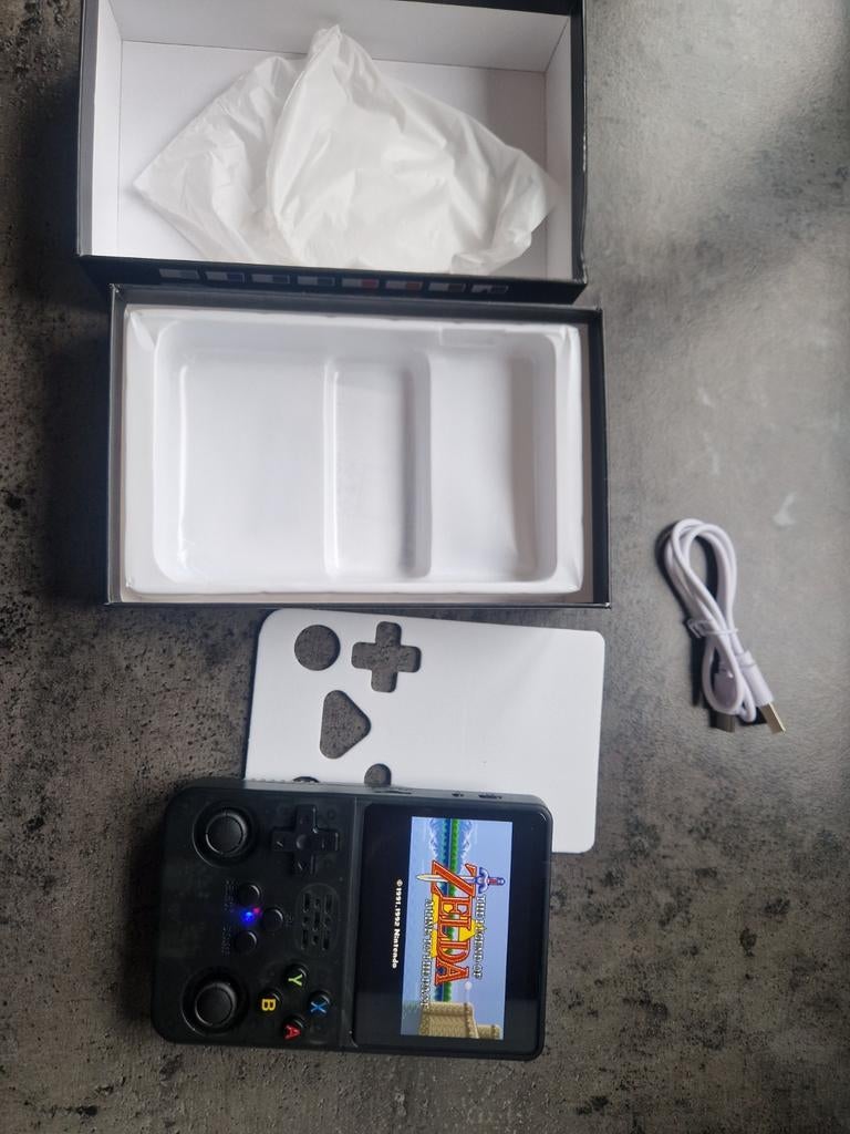 R36s gameboy zwart pokemon zelda mario dk wario nieuw, Spelcomputers en Games, Spelcomputers | Nintendo Game Boy, Ophalen of Verzenden