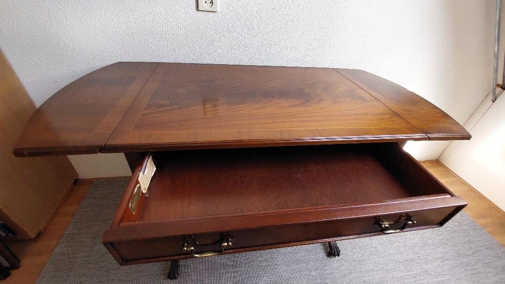 Prachtige Heldense Oortafel, Ophalen