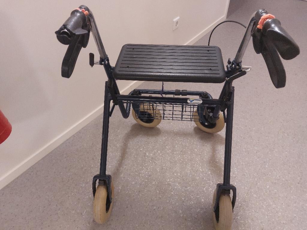 2 rollators aangeboden, Ophalen, Gebruikt