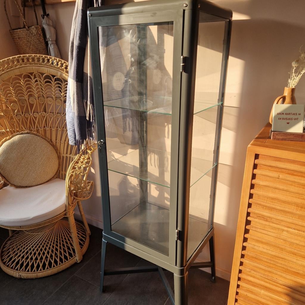 Vitrinekast ikea, Huis en Inrichting, Ophalen of Verzenden, 25 tot 50 cm, 50 tot 100 cm, Minder dan 100 cm