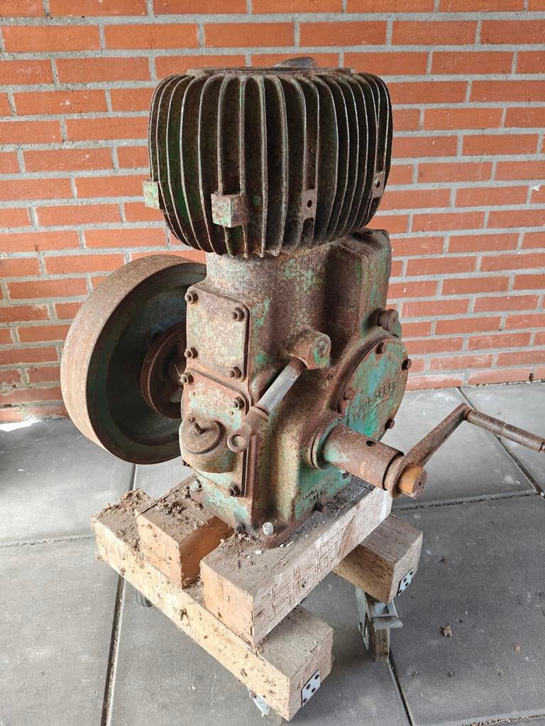 Wolseley stationair motor., Doe-het-zelf en Verbouw, Motoren, Ophalen, Benzinemotor