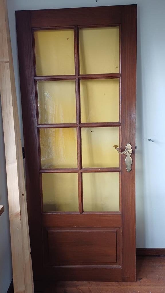 Vintage deur met geel getint glas - 82,5 cm breed x 201,5 cm, Doe-het-zelf en Verbouw, Deuren en Horren, Ophalen, Gebruikt, 80 tot 100 cm