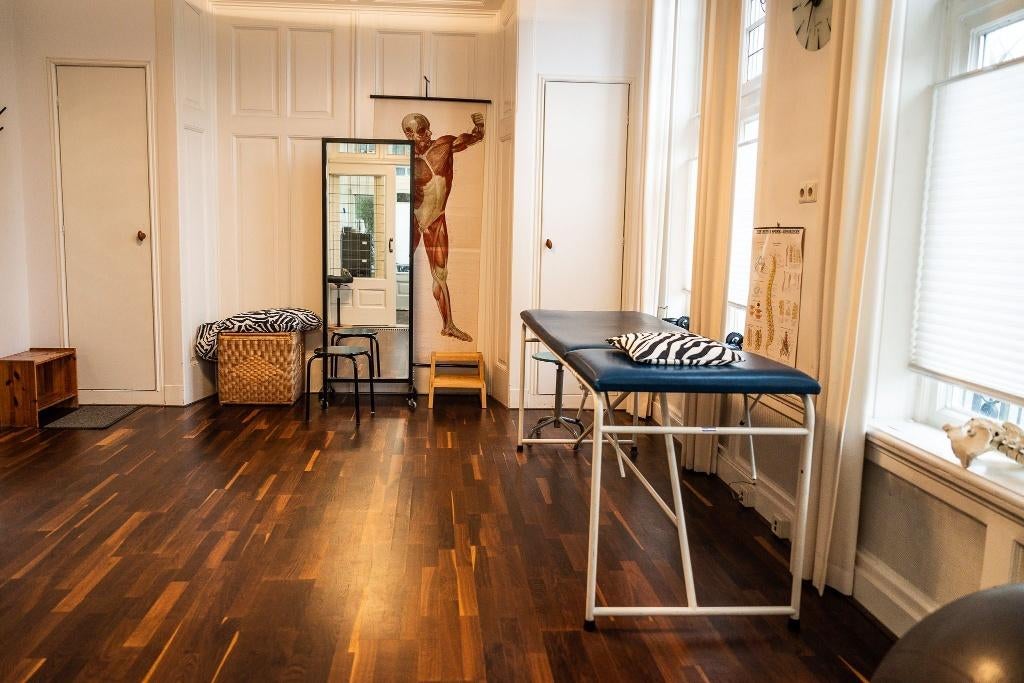 praktijkruimte te huur, Zakelijke goederen, Bedrijfs Onroerend goed, 82 m², Huur, Praktijkruimte