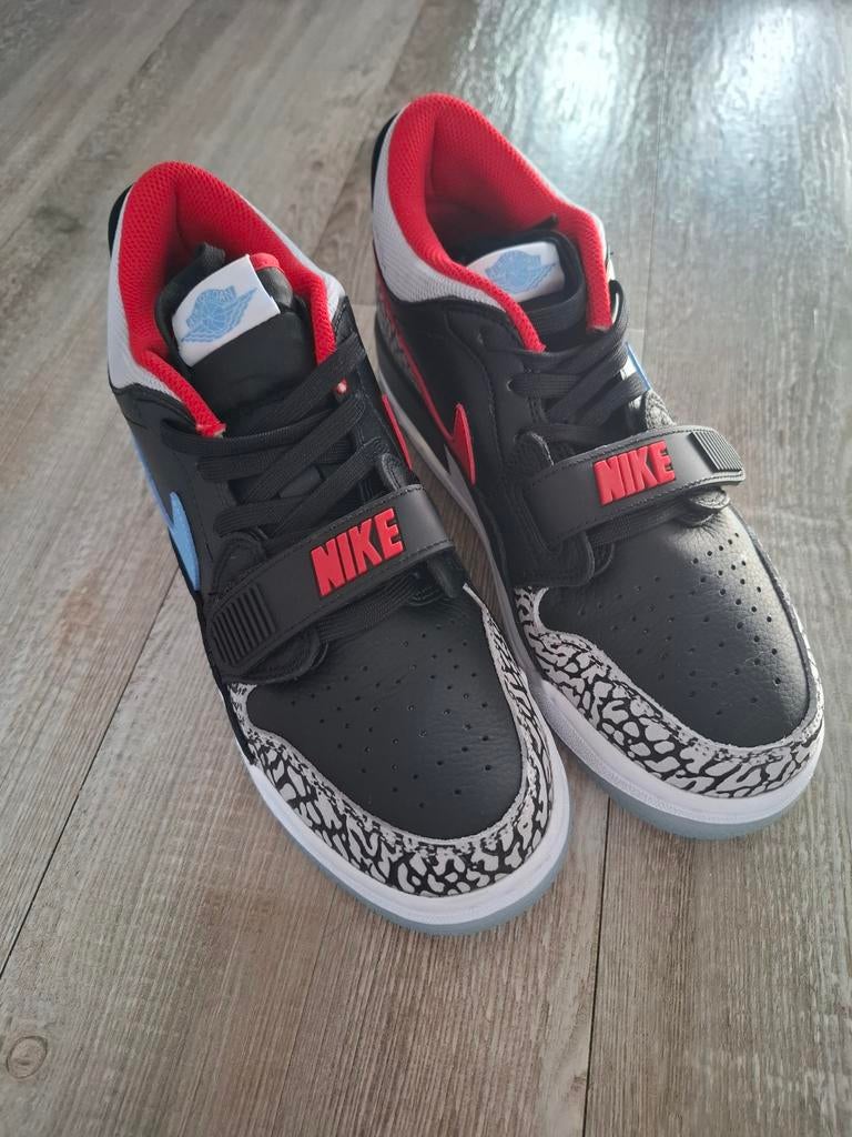 Nike Air Jordan 312 Legacy Low - Maat 40 - Zo goed als nieuw, Kleding | Heren, Schoenen, Zwart, Nike, Ophalen of Verzenden, Sneakers of Gympen