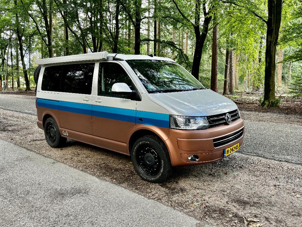 VW T5 Multivan Camper, T5, 4Motion, DSG, elektrich Hefdak., Automaat, Buscamper of Camperbus, Watertank (Schoon), Volkswagen
