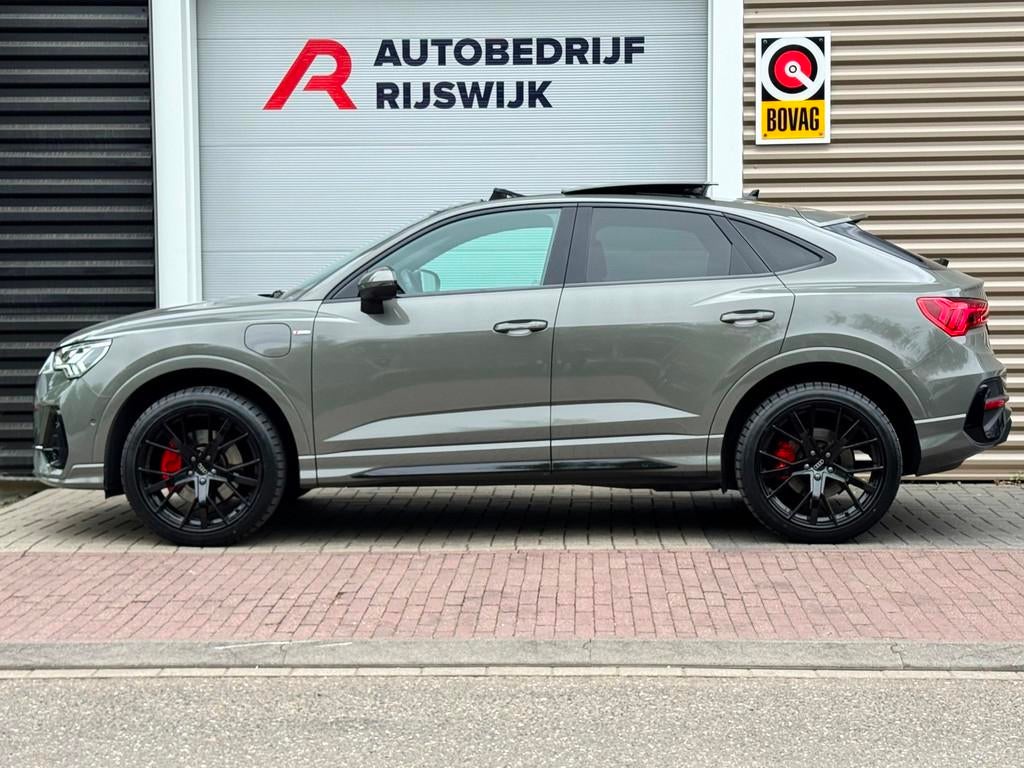 Audi Q3 Sportback 45 TFSI e S Edition Sonos/Keyless/Pano/Sfe, 12 maanden, Gebruikt, Euro 6, Leder en Stof