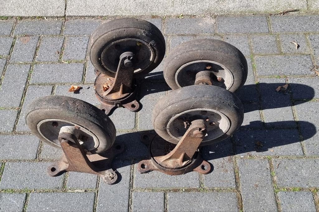 4 Antieke Zeer Grote Bokwielen - 32 cm Hoog, Ophalen of Verzenden