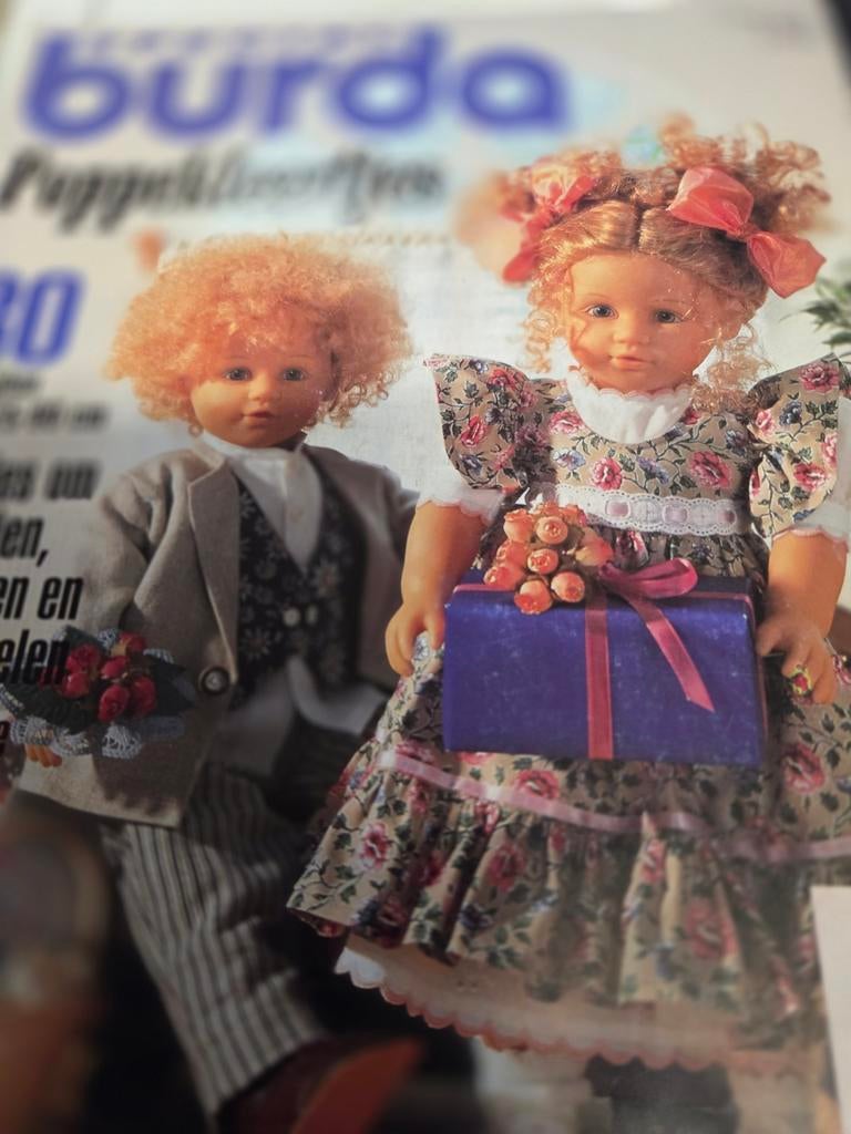 Zolderopruiming burda poppkleertjes 1995.ongebruikt, Boeken, Ophalen of Verzenden, Nieuw