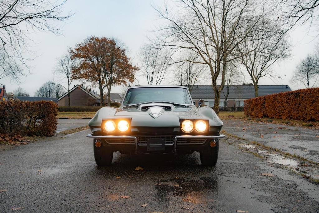 1967 Chevrolet Corvette 427/435, Lederen bekleding, 434 pk, Achterwielaandrijving, Zwart
