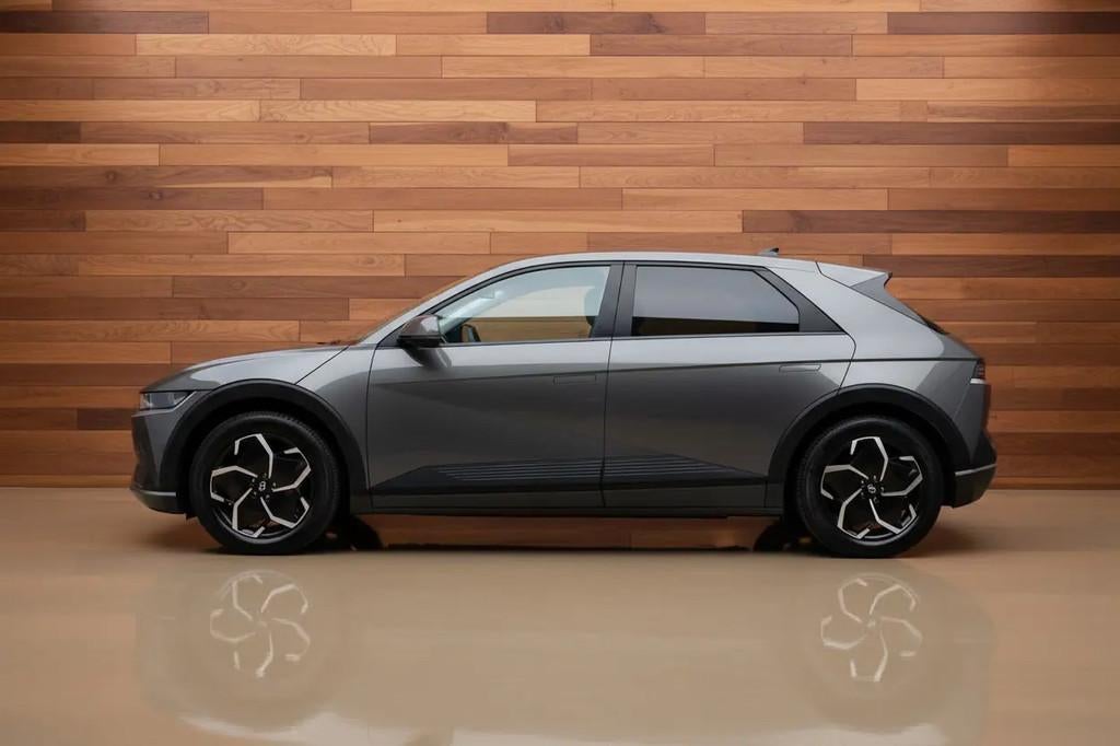 Hyundai IONIQ Style 73kWh € 23.950,00, Automaat, Stof, Gebruikt, 1885 kg