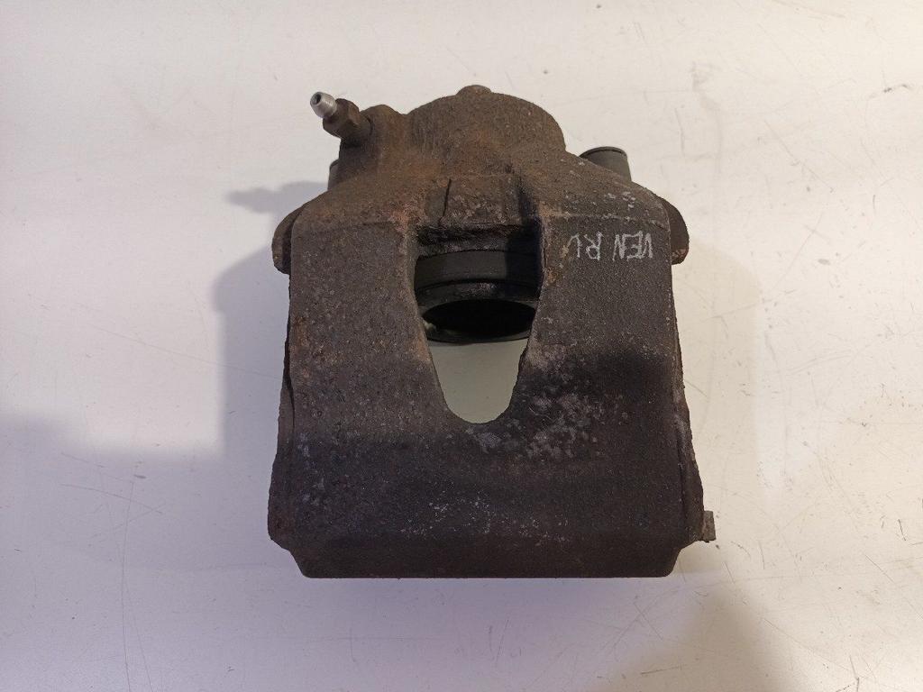 Remklauw rechts voor Volkswagen Golf, Onderdelen@venauto.nl, Van der Ven Autorecycling B.V., Gebruikt, Ettenseweg 76, 4706 PB Roosendaal, The Netherlands