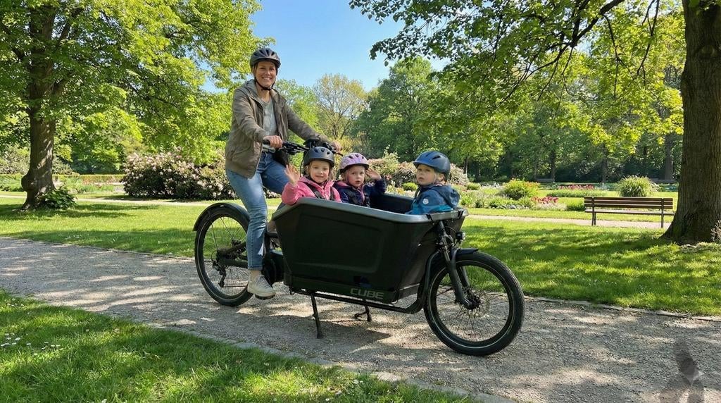 Cube hybrid sport Bakfiets - Ideaal voor families, Fietsen en Brommers, Fietsen | Bakfietsen, Zo goed als nieuw, Overige merken