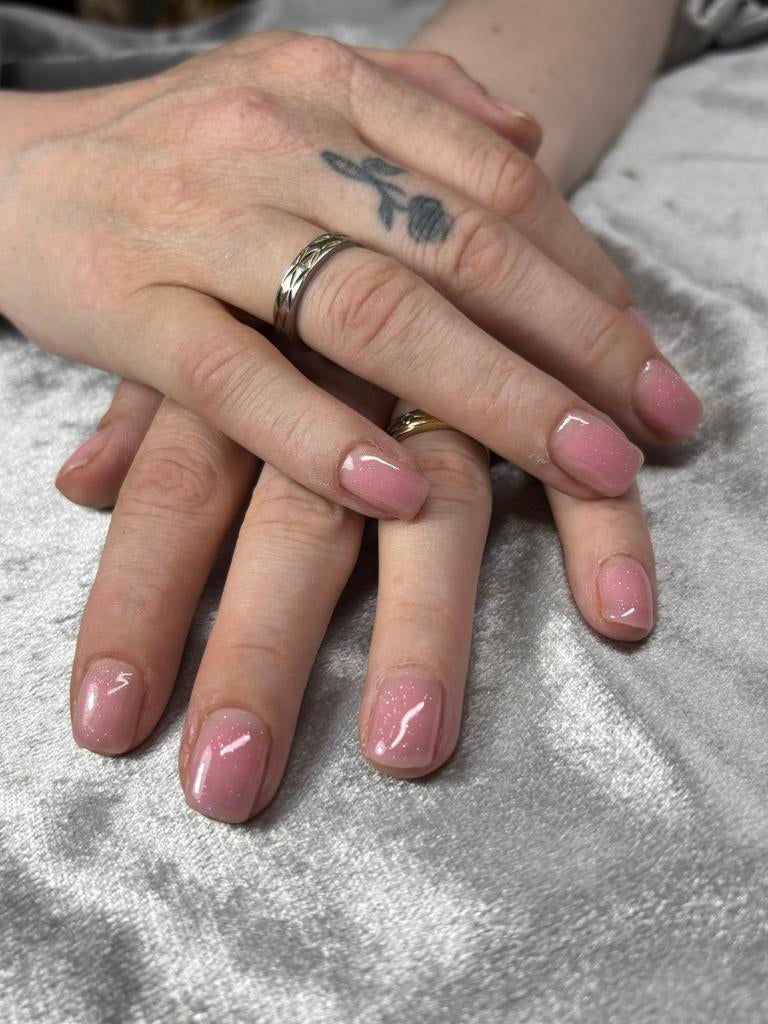 Nagelstyliste, Diensten en Vakmensen, Schoonheidsspecialisten | Manicure, Nagels lakken