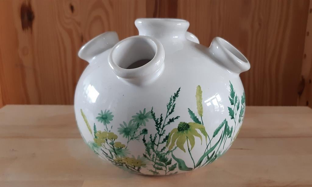 Schattig tulpenvaasje voor 5 tulpen, Ophalen, Gebruikt, Wit, Aardewerk of Porselein