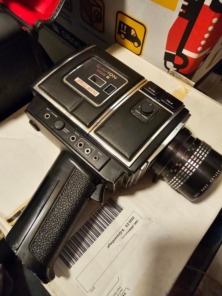 Chinon 805 S Camcorder Vintage met Koffer & Belichting, Ophalen of Verzenden, 8mm, Camera