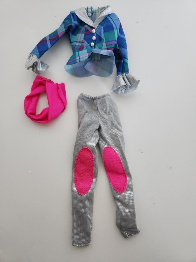Paardrijkleding - Barbie - 1994, Ophalen of Verzenden, Gebruikt, Kleertjes