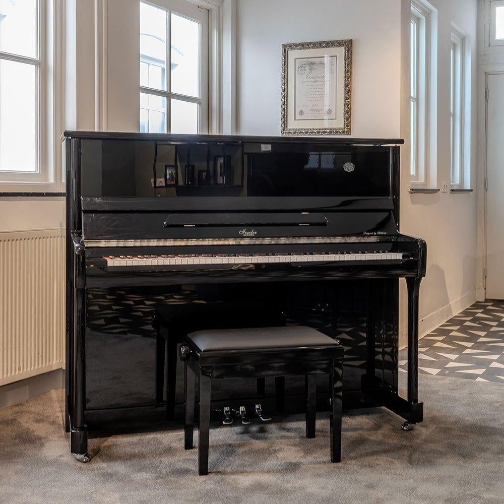 Zelfspelende design piano - demo model - zwart hoogglans, Zwart, Ophalen of Verzenden, Zo goed als nieuw, Piano
