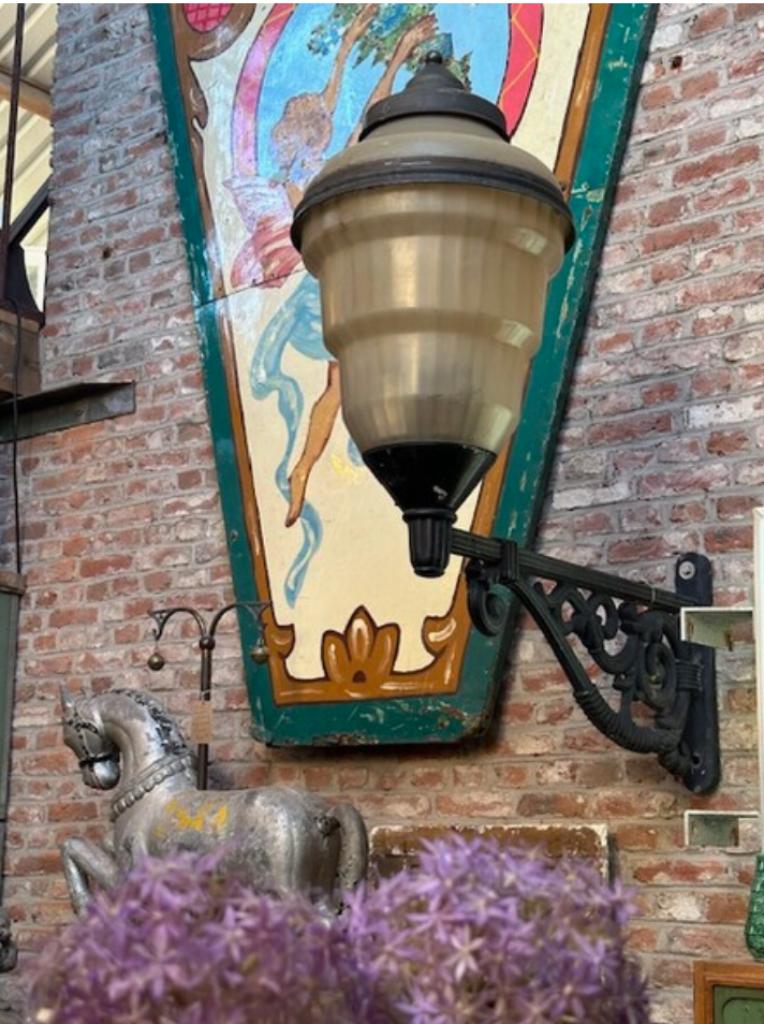 oude buitenlamp buitenverlichting verlichting buiten, Ophalen, Gebruikt