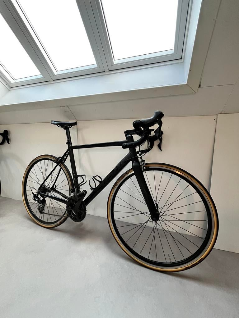 Sensa Modena LTD 105 (2021) Maat 54 + Wahoo Bolt V2, Fietsen en Brommers, Fietsen | Racefietsen, Carbon, Zo goed als nieuw, Meer dan 20 versnellingen