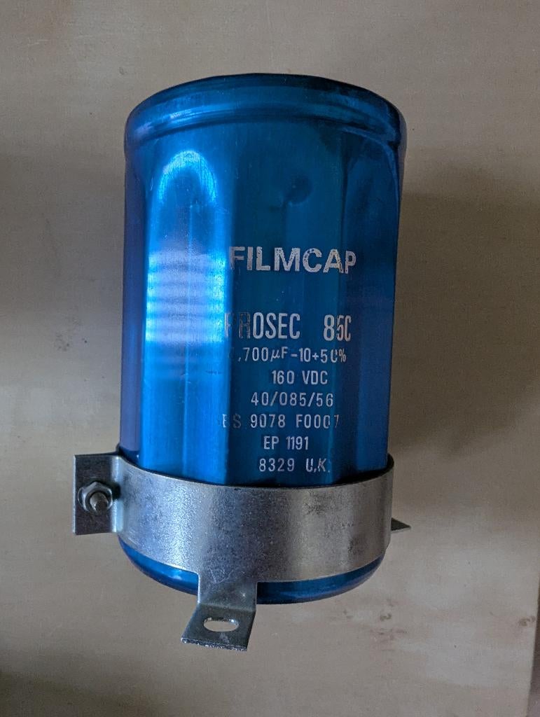 4x Elco Filmcap Prosec 4700 µF / 160 V, Ophalen of Verzenden, Zo goed als nieuw