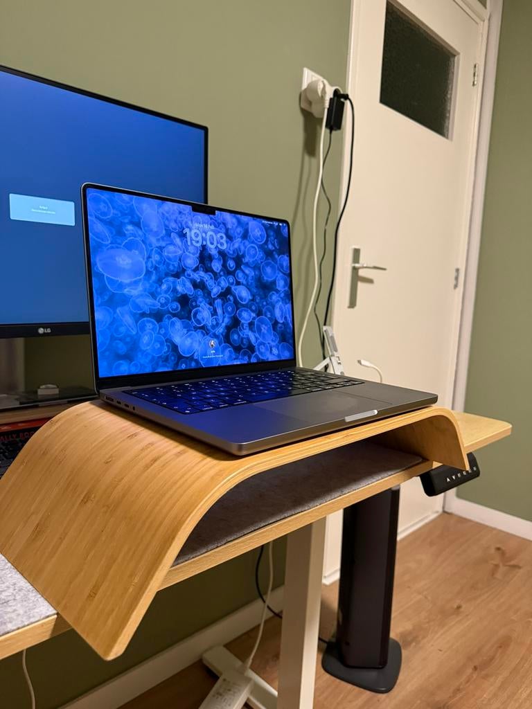 Bamboo monitor stand Ikea, Ophalen of Verzenden, Zo goed als nieuw