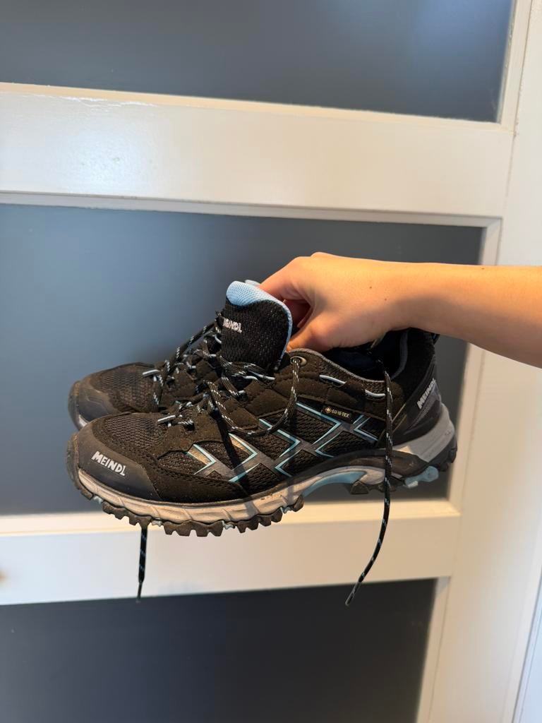 Wandelschoenen Meindl, Kleding | Dames, Schoenen, Zo goed als nieuw, Wandelschoenen, Zwart, Verzenden