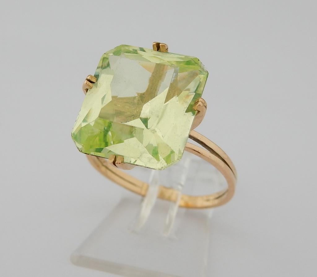 18 karaat Gouden Ring Damesring Groene edelsteen Peridoot, Jw, Verzenden, Nieuw, 17 tot 18